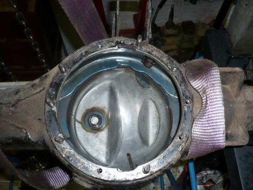 Inside of axle diff housing.JPG