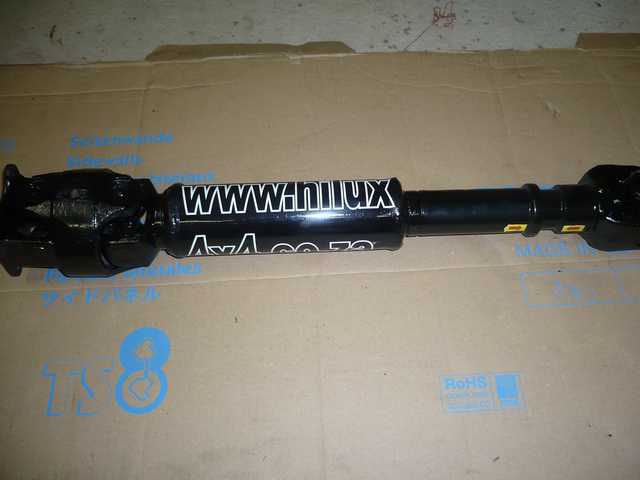 Front propshaft with hilux4x4 sticker.JPG
