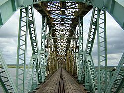 250px-Dona_Ana_Bridge_Moz.jpg