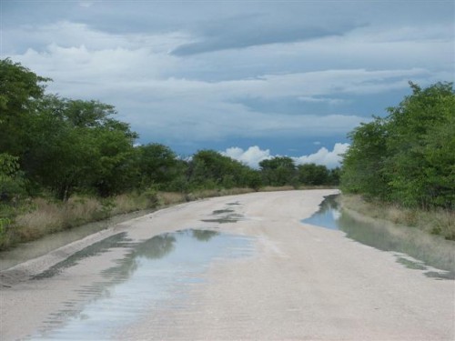 na puros, die warmquelle, na tsumeb deur kaudum tot in botswana 331.jpg