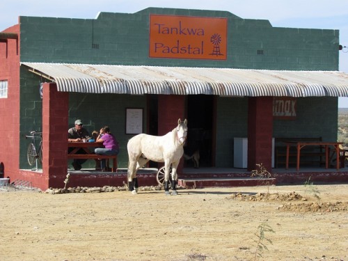 'n Winkeltjie in die middel van nerens