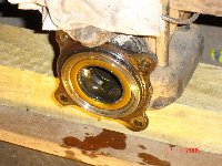 Remove the oild oil seal and o-ring on the stub.JPG