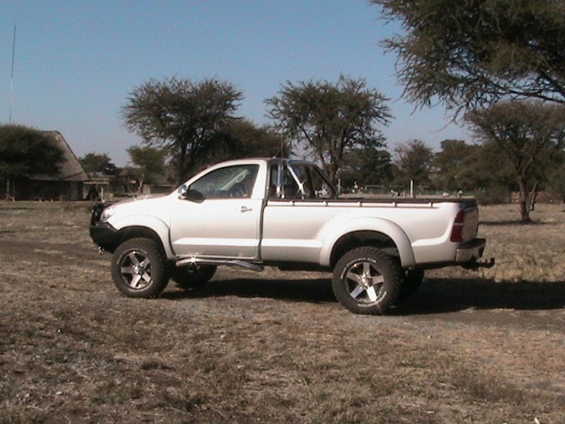 Beefy hilux 2 001.jpg