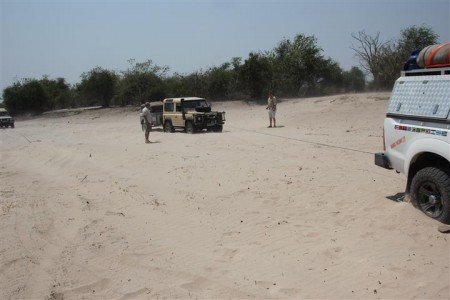 sleep n landie uit in die chobe