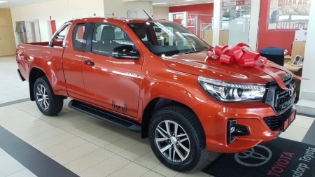 hilux1.JPG