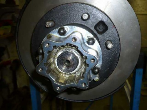 Snap ring fitted to shaft.JPG