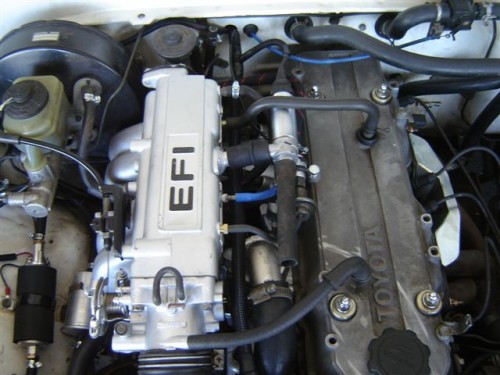 22R EFI 003 small.jpg