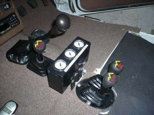 Gearknobs and boots installed.JPG