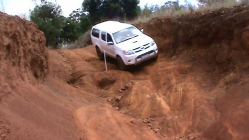 hilux2.jpg