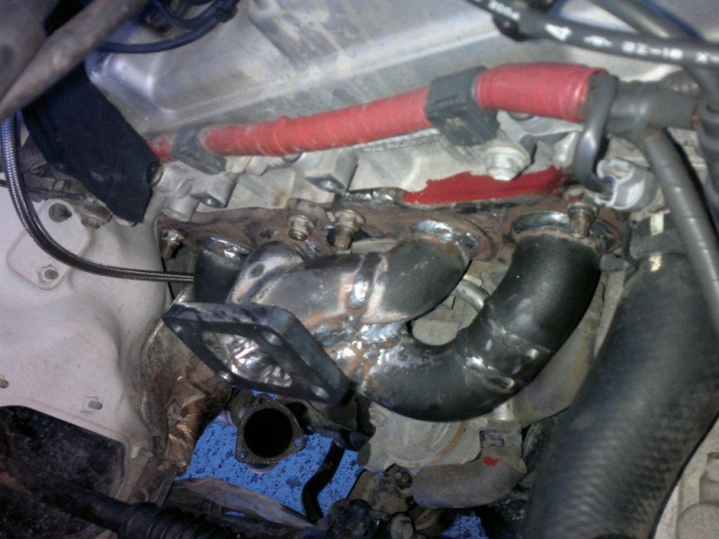 Die Manifold is deur noise boys gebou in bellville,N nuwe Stainless exhaust en Manifold was 4000,00 gewees