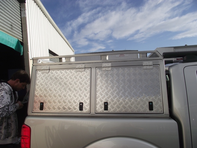 Nissan Navara Double Door Side.JPG