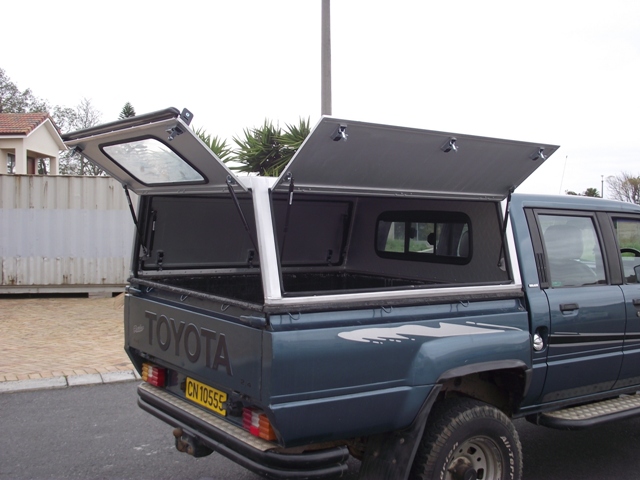 Hilux SFA Open Canopy.JPG