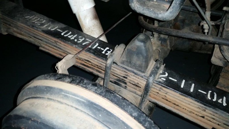 Add Leaf spring 2 005.jpg