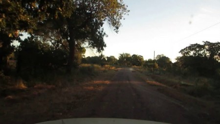 006 Old colonial tar road to Espungabera.jpg