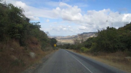 008 Downhill from Songa.jpg